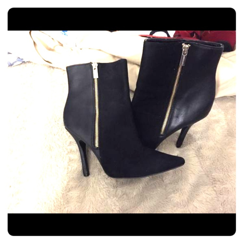 Jennifer Lopez’s 👢 heels